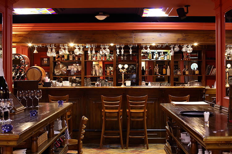 Comment choisir un bon bar pour passer une soirée agréable entre amis ? Dieulefit