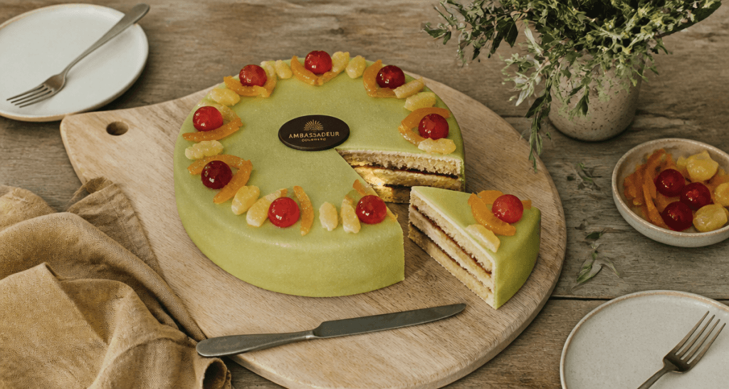 ambassadeur gateau pâte d’amande verte et fruits confits