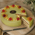 ambassadeur gateau pâte d’amande verte et fruits confits