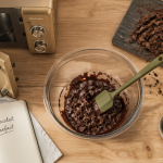 comment faire fondre du chocolat au micro ondes dans un bol au micro-ondes
