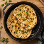 Pains indien cheese naan dorés sans tandoor